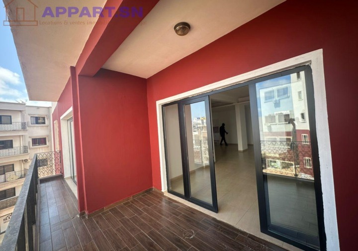 APPARTEMENT F4 À LOUER CITÉ ATAYA  Grand-Yoff Sénégal